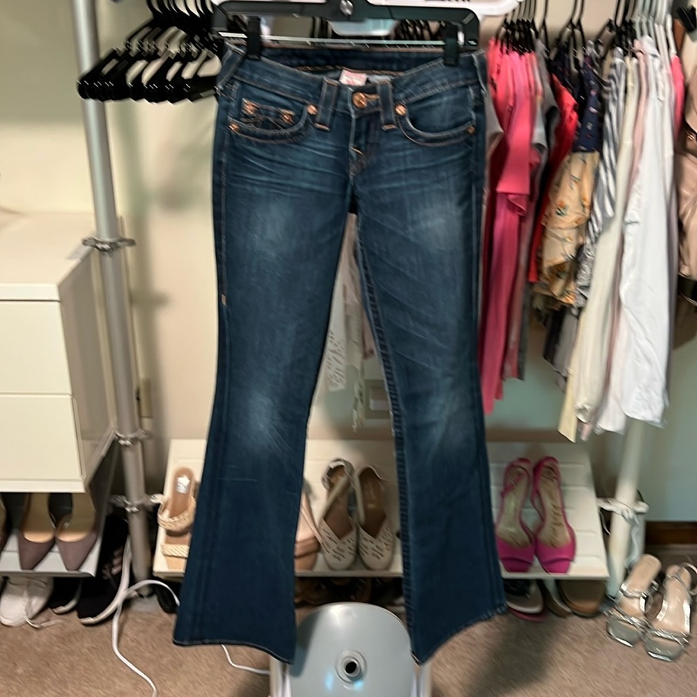 TRUE RELIGION BOBBY Women’s Embroidered Low Rise Dark Wash Flare Denim Jeans 25